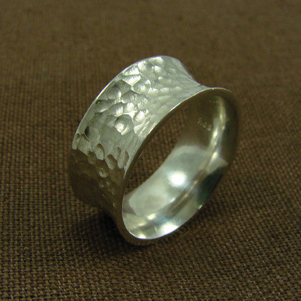 Convex Hammered Ring